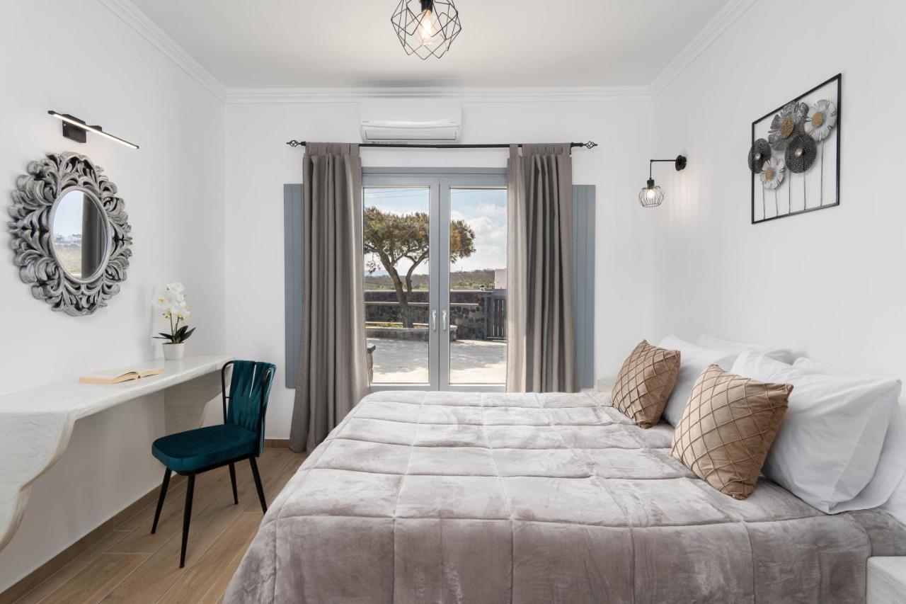 Bliss Holidays Spot Fira  Bagian luar foto